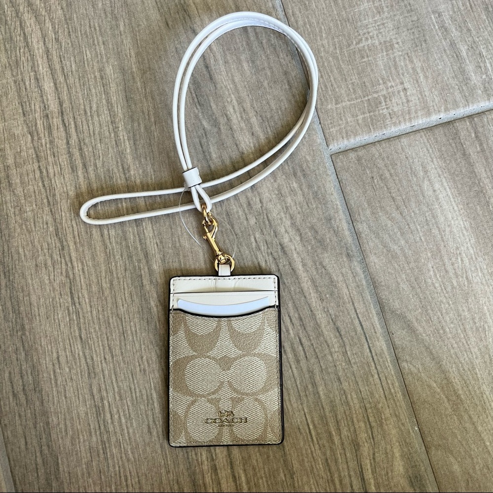 Coach Id Lanyard In Signature Canvas